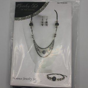 Jewelry Kit Black